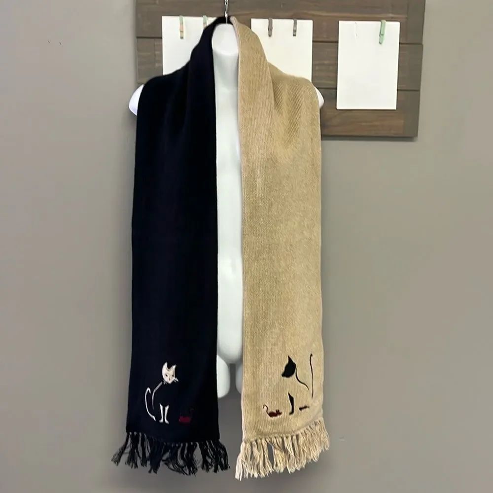 Cat Winter Scarf w/ Fringe Y2K 76” by 7.75” Christopher & Banks Cotton Blend